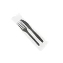 Ensemble de fourchettes et couteaux noirs emballes individuellement dans un sachet en PP (800 unités par carton) (4 Sacs de 200 unités) NOV